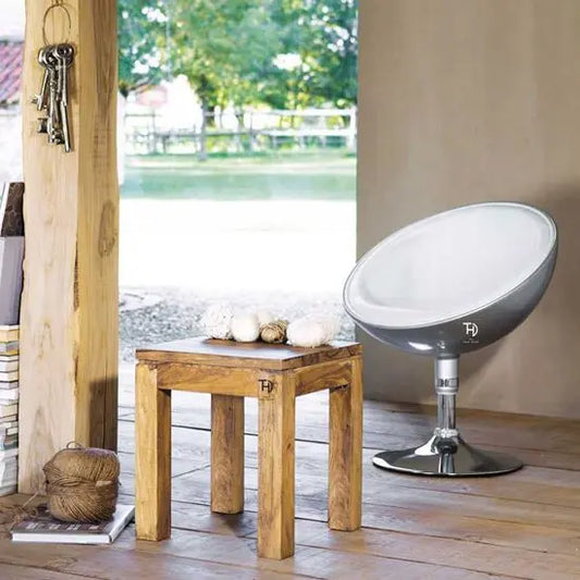 A simple wooden Harry End Table Made in Solid sheesham Wood.