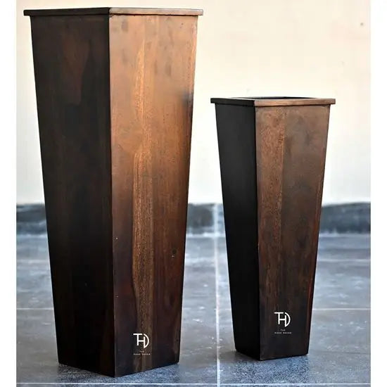 Wooden decorative planter