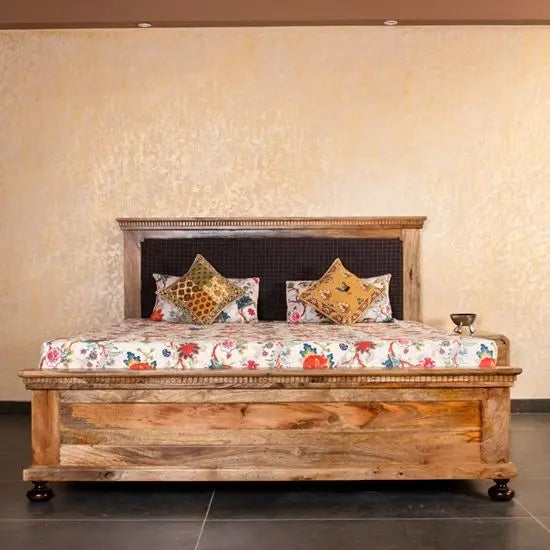 Hydrolic storage bed