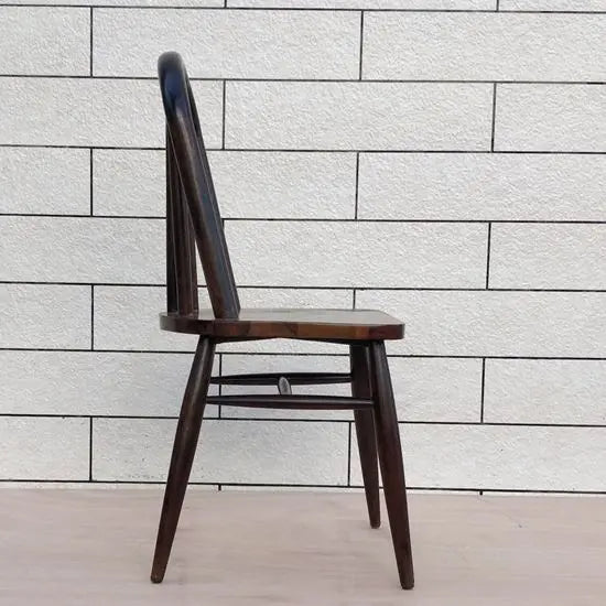 Solid Wood Round Back Aur Chair.