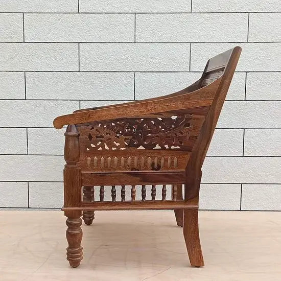 Traditional sofa one seater