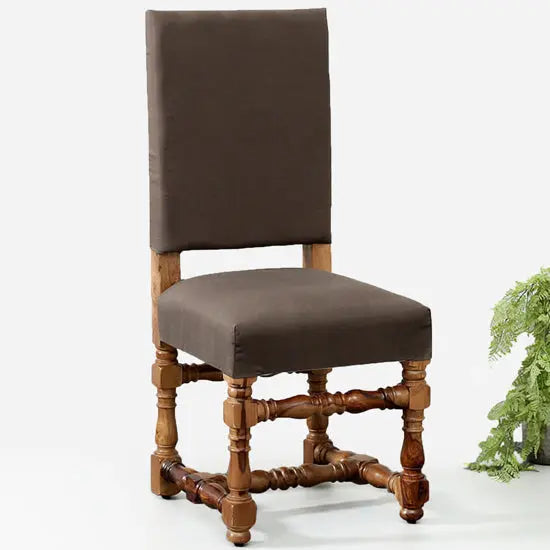 Traditional design dining chair manufacturer.