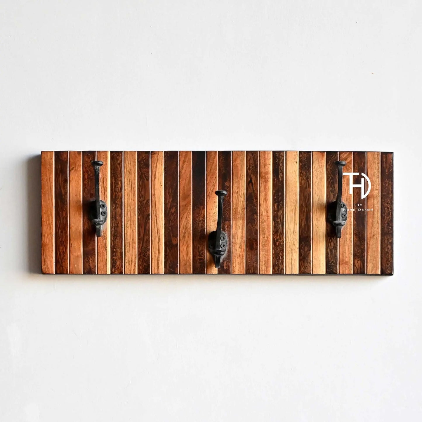 Solid wood coat rack with vertical stripes design Caspar wall hook.