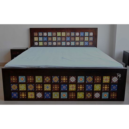 Siramika Bed