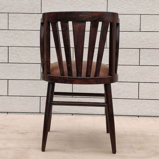 Curvy Chair - The Home Dekor