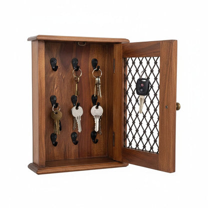 Vintage key holder made in Solid sheesham wood.