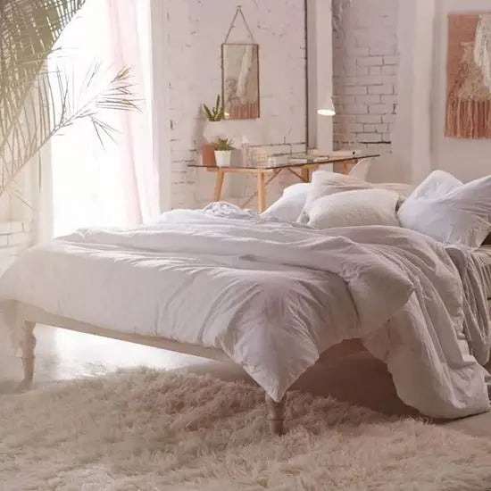 Mango Wood twin-sized bed with turned legs Simple bed