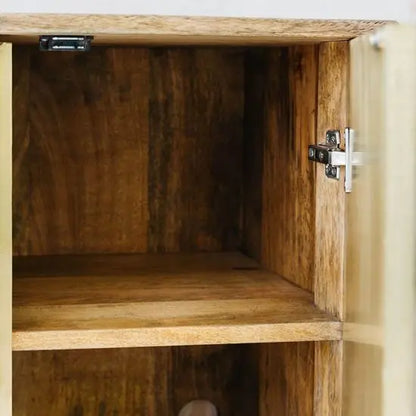 The contrast between wood and metal adds an interesting feature and makes the sideboard a statement piece.