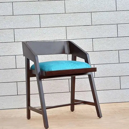 Solid Wood Loria Chair Green. 