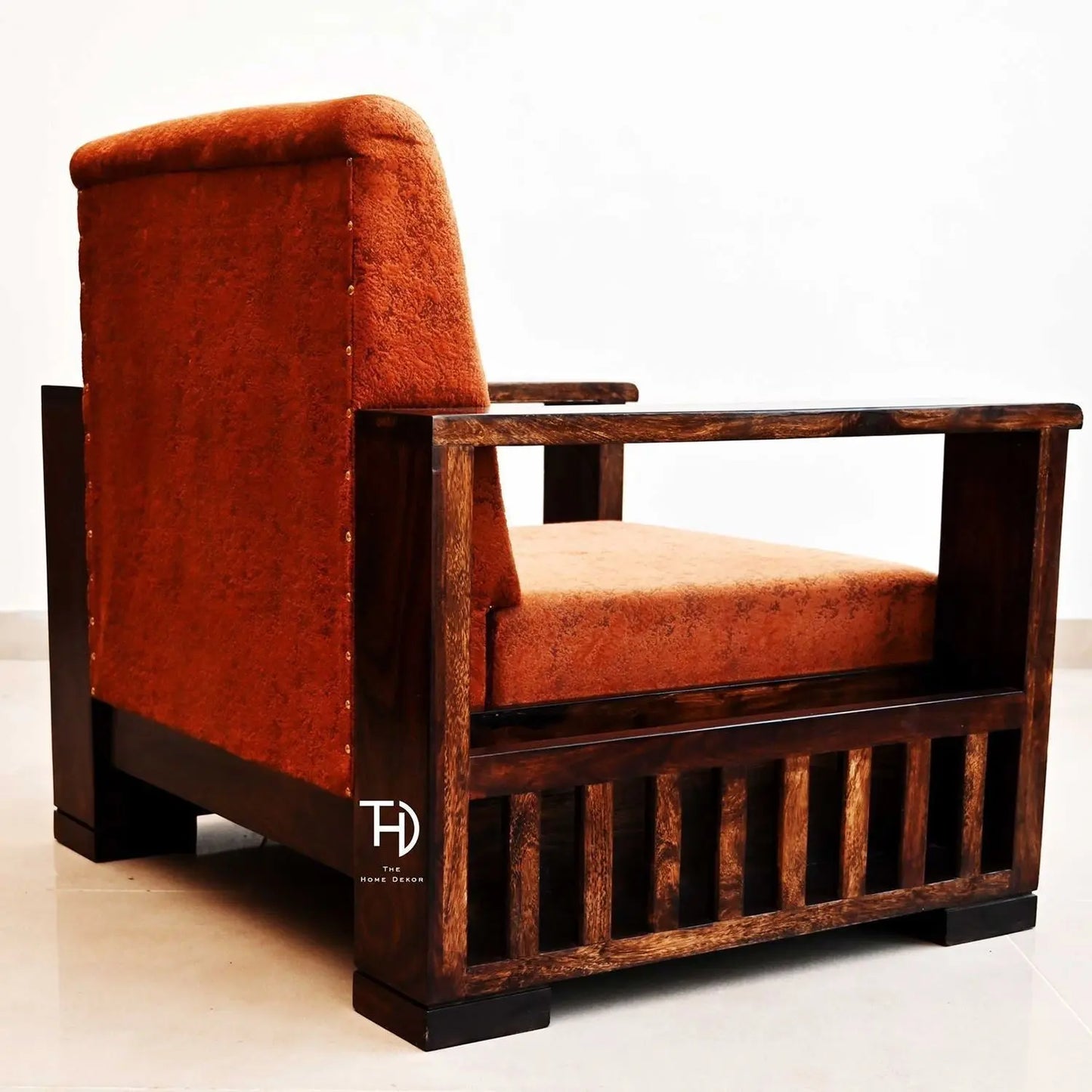 Solid Sheesham Wood Magzine Sofa With Side Magzine Rack Massive Wooden Sofa Set.