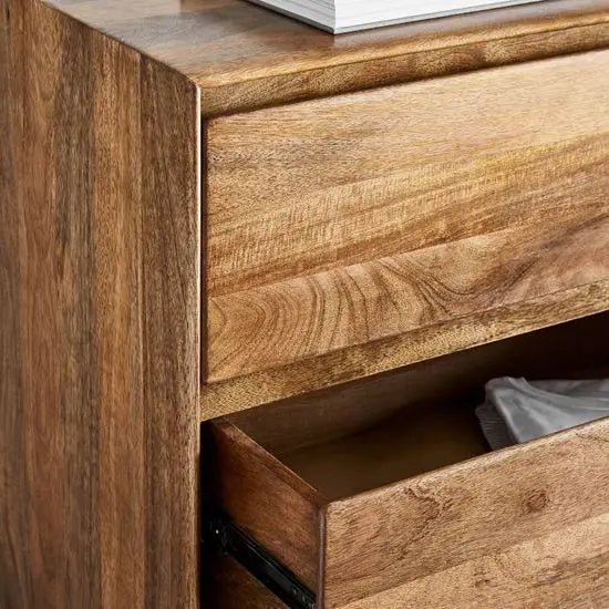 Solid Wood Five Drawer Modern 5D Dresser. 