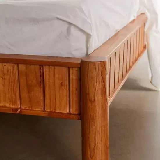 Low cost sleek bed