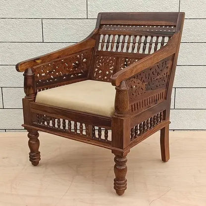 Traditional Vintage sofa Made in Solid Sheesham Wood with Natural Finish